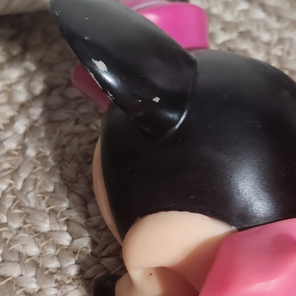 Vintage Minnie Mouse Bank - Picture 2 of 7